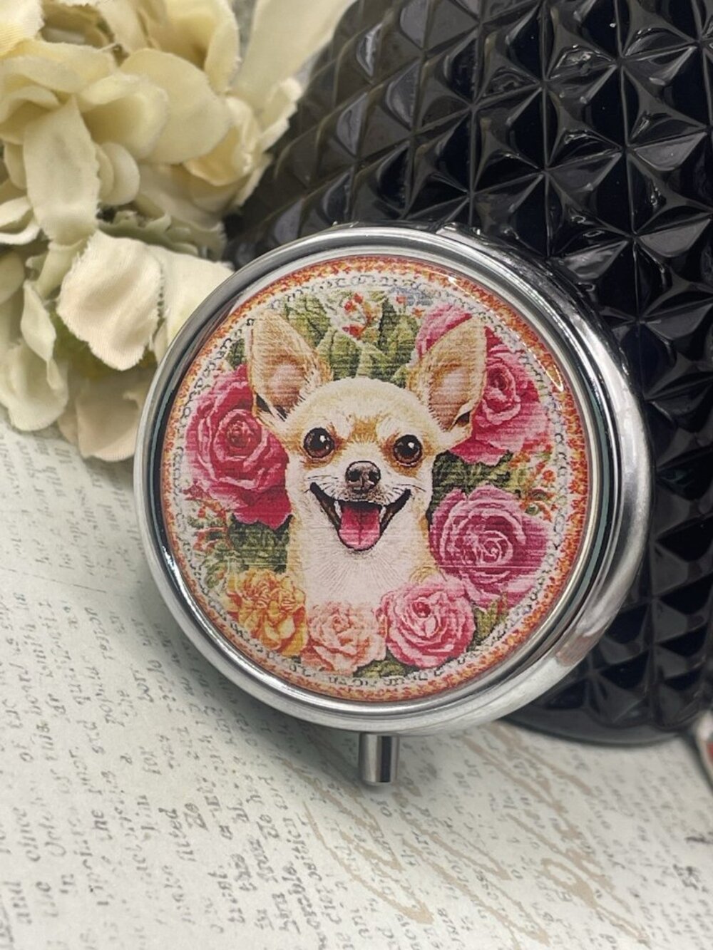 CHIHUAHUA Pill Box Purse Decorative Pill Case Pink Flower Holder Mint Vitamin